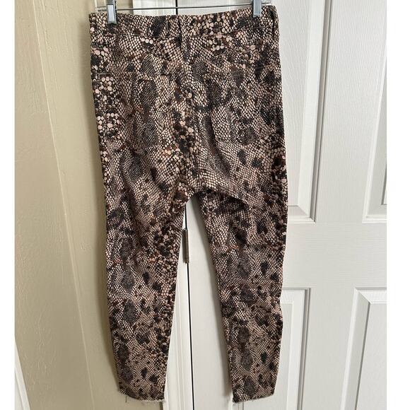 Free People Two Faced Snakeskin Denim EUC 30 We‎ the Free - Picture 6 of 7